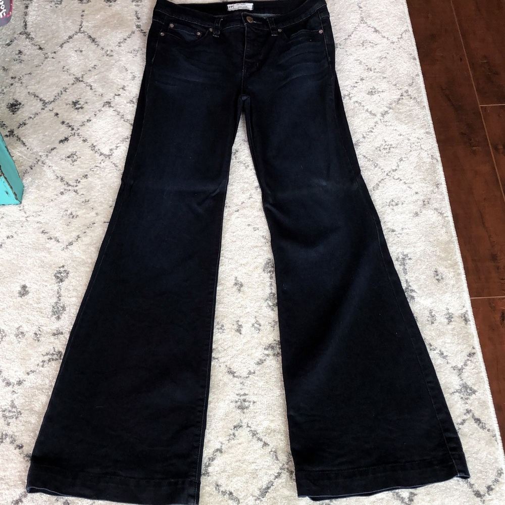Free People - Dark Wash Wide Leg Jeans 29W NWOT